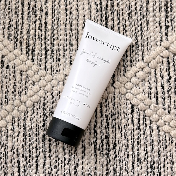 ๐ LOVESCRIPT Wild Lavender Body Wash. 6 fl oz. NWT. Full size. Sealed shut. ๐ธ - Picture 2 of 10